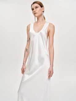 Source Unknown Accessoires | Robe Longue En Satin, Perle