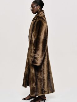 Source Unknown Vetements | Manteau Grand-Pere Surdimensionne En Fourrure Wallis, Expresso